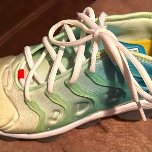 Vapor Max like new condition